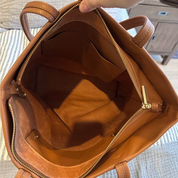 Cuyana Tall Zipper Easy Tote - Picture 5 of 5